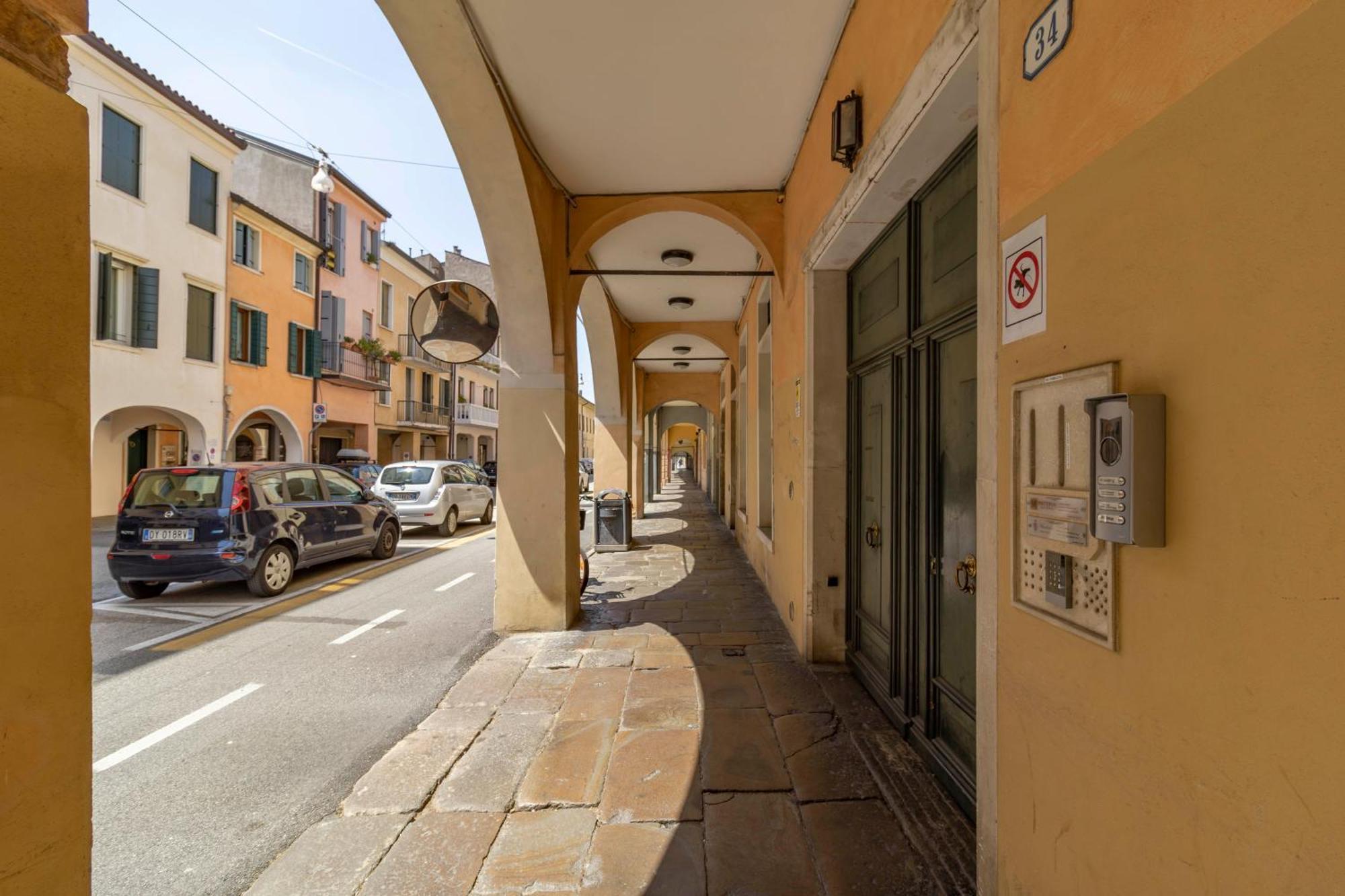 파도바 Casa Charleston In Palazzo Nobiliare Al Duomo 아파트 외부 사진